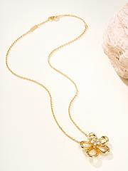 VCA Flowerlace Pendant 18k Yellow Gold Diamond VCARPME200 - 5