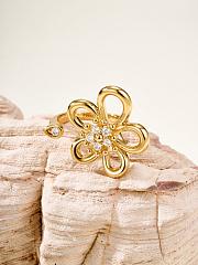 VCA Flowerlace Between The Finger Ring 18k Yellow Gold Diamond VCARPME000 - 3
