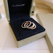 VCA Perlee Pearls Of Gold Ring Small Model 18k  - 3