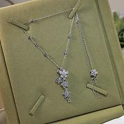 VCA Folie Des Pres Pendant 18K White Gold Diamond VCARP05K00 - 1