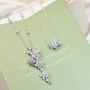 VCA Folie Des Pres Pendant 18K White Gold Diamond VCARP05K00 - 5