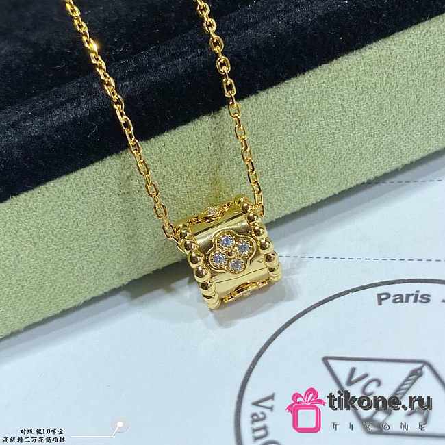 VCA Perlee Clovers Pendant 18K Diamond - 1