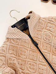 LV Monogram Toweling Zip-Up Hoodie Camel 1AIVSH  - 6