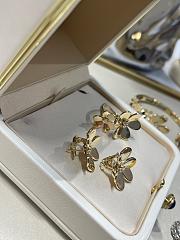 VCA Frivole Earrings Large 18K Yellow Gold Diamond VCARB65900 - 5