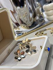 VCA Frivole Earrings Large 18K Yellow Gold Diamond VCARB65900 - 4