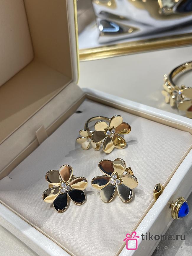 VCA Frivole Earrings Large 18K Yellow Gold Diamond VCARB65900 - 1