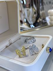 VCA Two Butterfly Between The Finger Ring 18k White Gold Diamond Sapphire VCARA13600 - 5
