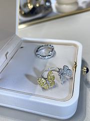 VCA Two Butterfly Between The Finger Ring 18k White Gold Diamond Sapphire VCARA13600 - 3