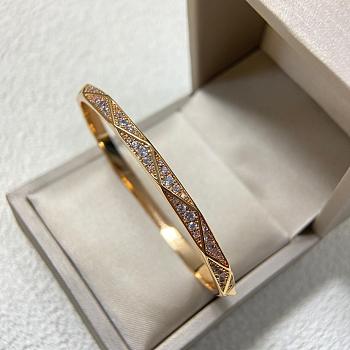 Laurence Graff Signature Pave Diamond Bangle Rose Gold RGB603