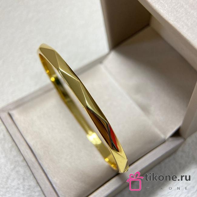 Laurence Graff Signature Bangle Yellow Gold RGB605 - 1