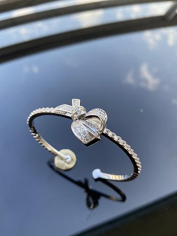 Graff Tilda’s Bow Diamond Bangle White Gold