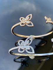 Graff Butterfly Silhouette Open Diamond Bangle White Gold - 3