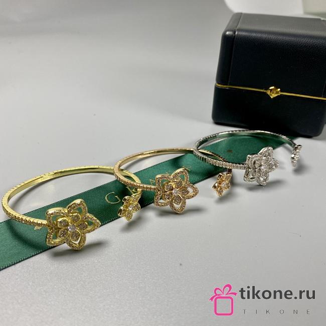 Graff Wild Flower Twist Diamond Bangle  - 1