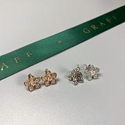 Graff Wild Flower Petite Pave Diamond Stud Earrings White/ Rose Gold - 4