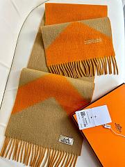 Hermes Chevron Scarf Cashmere Casaque Diamant Orange and Tan 30x150 cm - 2