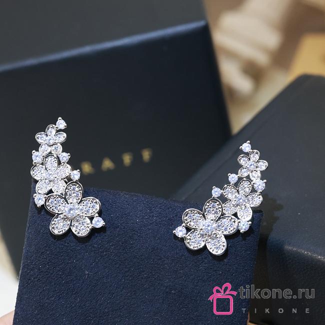 Graff Wild Flower Diamond Ear Climber Earrings White Gold - 1
