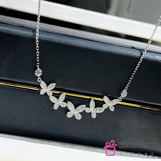 Graff Butterfly Petite Pavé Diamond Line Pendant White Gold - 1