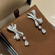 Graff Tilda's Bow Classic Diamond Drop Earrings White Gold - 2
