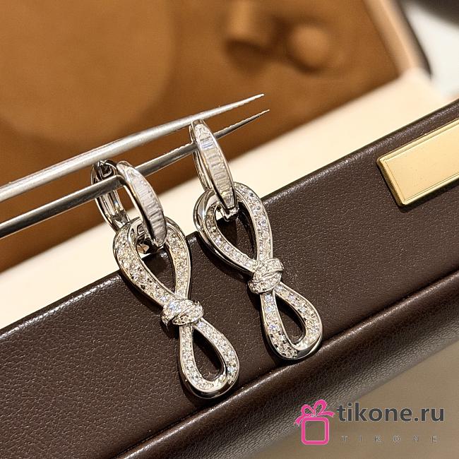 Graff Tilda's Bow Diamond Link Earrings White Gold - 1