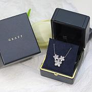 Graff Wild Flower Necklace Diamond and White Gold - 4