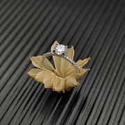 David Yurman DY Eden Pavé Engagement Ring Platinum Round Brilliant Cut - 3