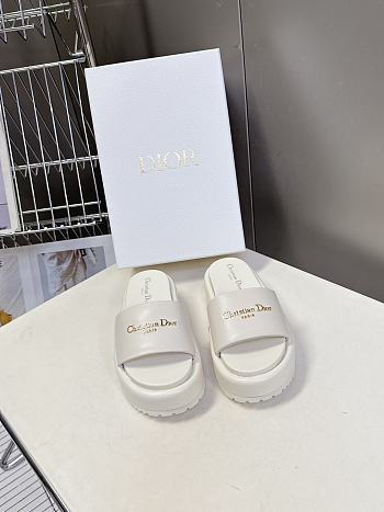 Dior D-Lane Platform Slide White Padded Lambskin 