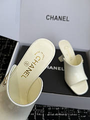 Chanel Mules Patent Calfskin Ivory 95mm - 5
