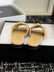 Chanel Mules Lambskin Beige - 4
