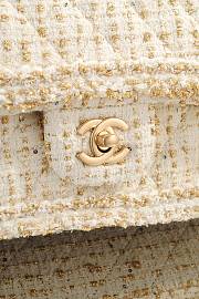 Chanel Classic 11.12 Handbag Tweed & Gold Metal Ecru & Gold - 25.5x15.5x6.5cm - 6