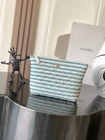 Chanel Zipped Case Printed Fabric & Gold-Tone Metal Light Beige & Blue - 26x16.5x9cm