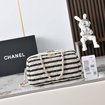 Chanel Clutch with Chain Printed Fabric & Gold-Tone Metal Beige & Black - 18.5x11.5x11cm