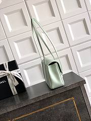 Chanel Clutch with Leather Strap Grained Shiny Calfskin & Gold-Tone Metal Light Green - 17x11.5x5cm - 5