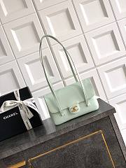 Chanel Clutch with Leather Strap Grained Shiny Calfskin & Gold-Tone Metal Light Green - 17x11.5x5cm - 3