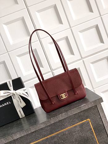 Chanel Clutch with Leather Strap Grained Shiny Calfskin & Gold-Tone Metal Red - 17x11.5x5cm