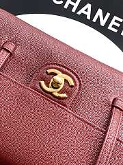 Chanel Clutch with Leather Strap Grained Shiny Calfskin & Gold-Tone Metal Red - 17x11.5x5cm - 6