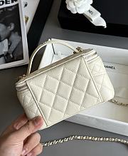 Chanel Long Vanity With Chain Grained Calfskin & Gold-Tone Metal Off White - 17x9.5x8cm - 2