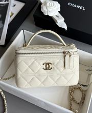 Chanel Long Vanity With Chain Grained Calfskin & Gold-Tone Metal Off White - 17x9.5x8cm - 1