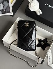 Chanel Phone Holder With Chain Shiny Crumpled Calfskin & Gold-Tone Metal Black - 18x11x2cm - 1