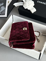 Chanel Wallet On Chain Velvet Diamanté & Gold-Tone Metal Burgundy - 19.2x12.3x3.5cm - 2