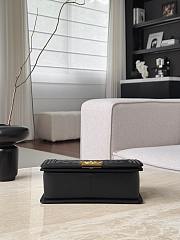 Boy Chanel Handbag Calfskin & Gold-Tone Metal Black - 25x15x9cm - 2