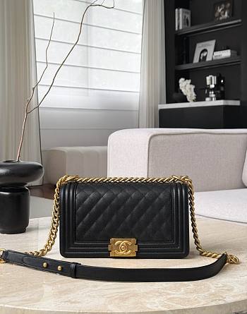 Boy Chanel Handbag Calfskin & Gold-Tone Metal Black - 25x15x9cm