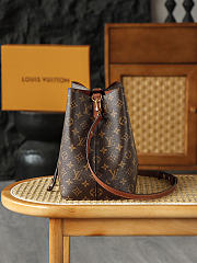 LV NeoNoe MM Monogram Canvas  Caramel Brown M44887 - 26x26x17.5cm - 3