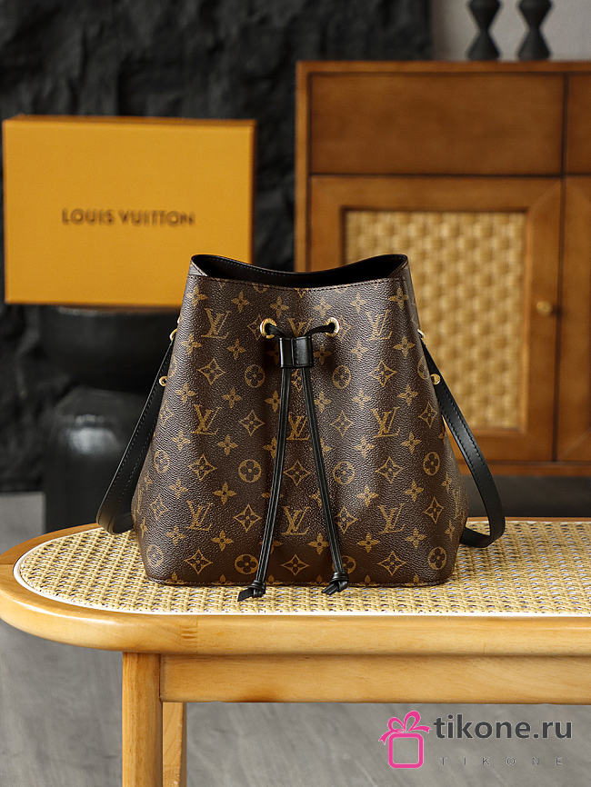 LV NeoNoe MM Monogram Canvas Black M44020 - 26x26x17.5cm - 1