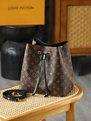 LV NeoNoe MM Monogram Canvas Black M44020 - 26x26x17.5cm - 5