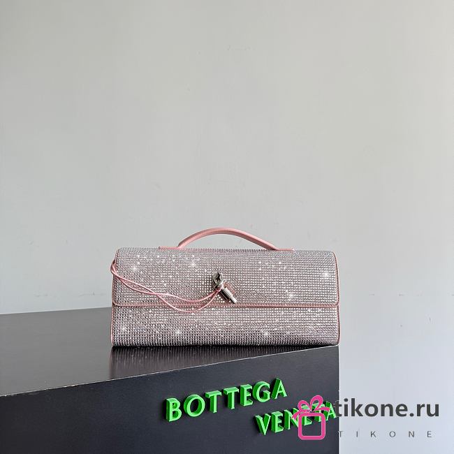 Bottega Veneta Andiamo Clutch in Crystal Leather Rose - 31x13x3cm - 1