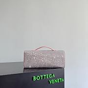 Bottega Veneta Andiamo Clutch in Crystal Leather Rose - 31x13x3cm - 4