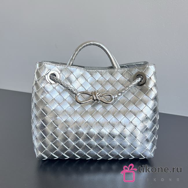 Bottega Veneta Small Andiamo Foggy Mirror Leather Silver - 25x20x10cm - 1