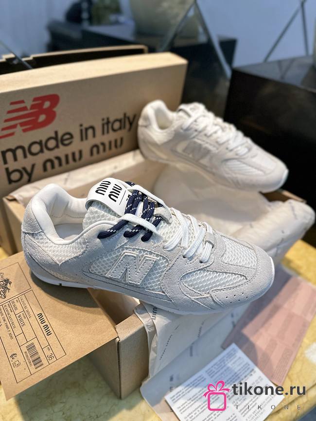 New Balance X Miumiu 530 SL Suede And Mesh Sneakers White 5E165E - 1