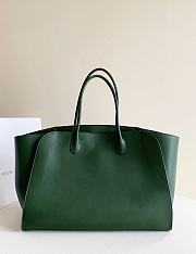 The Row Marlo 17 Bag in Polished Saddle Leather Green - 43x30.5x16cm - 4
