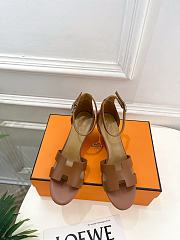 Hermes Legend Sandal Calfskin in Gold 7cm - 5